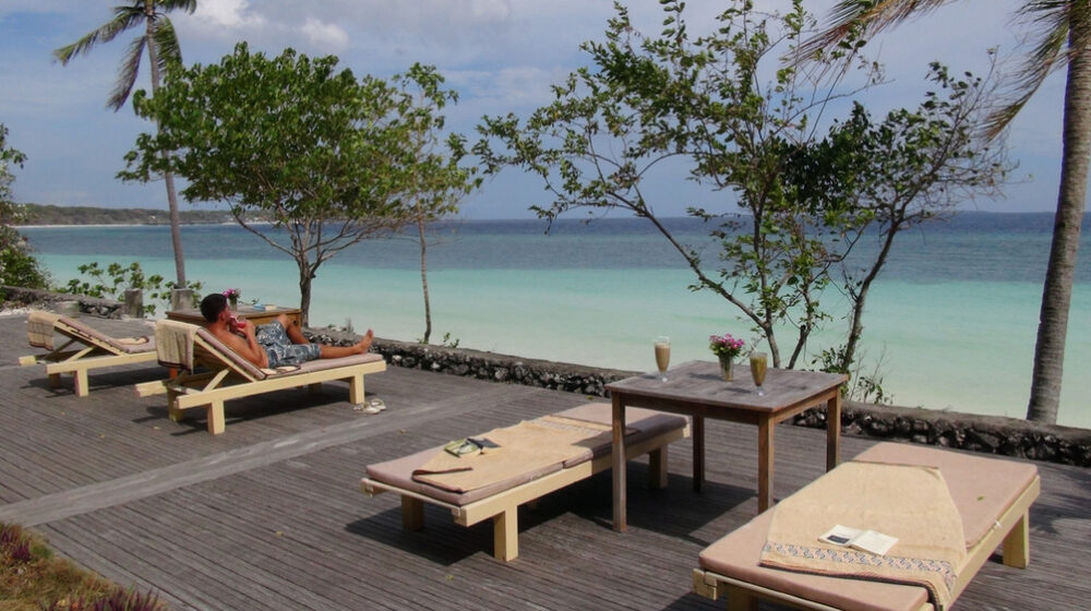 Hotel Indonesie Sulawesi Rondreis Vakantie Bira Bara Beach bungalows