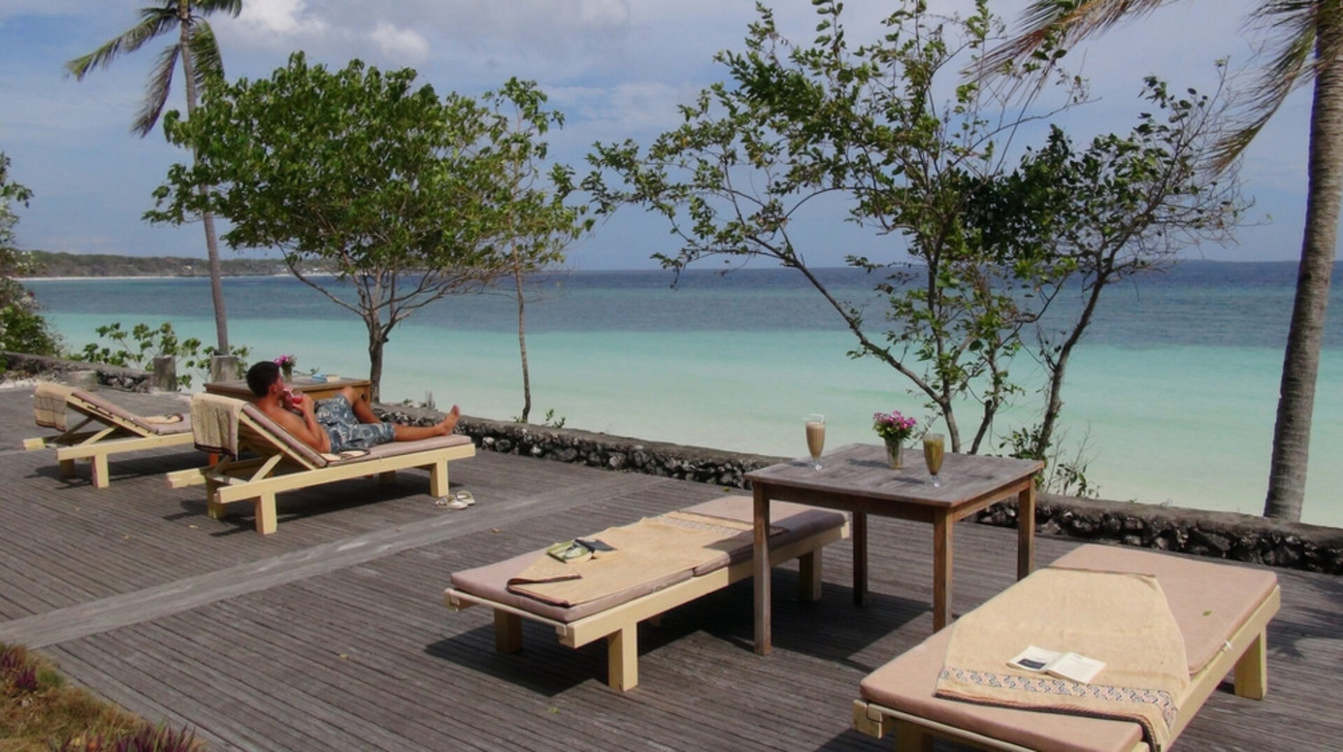 Hotel Indonesie Sulawesi Rondreis Vakantie Bira Bara Beach bungalows