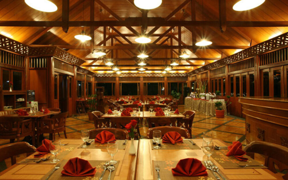 Hotel Java Garut Rondreis Vakantie Kampung Sumber Alam