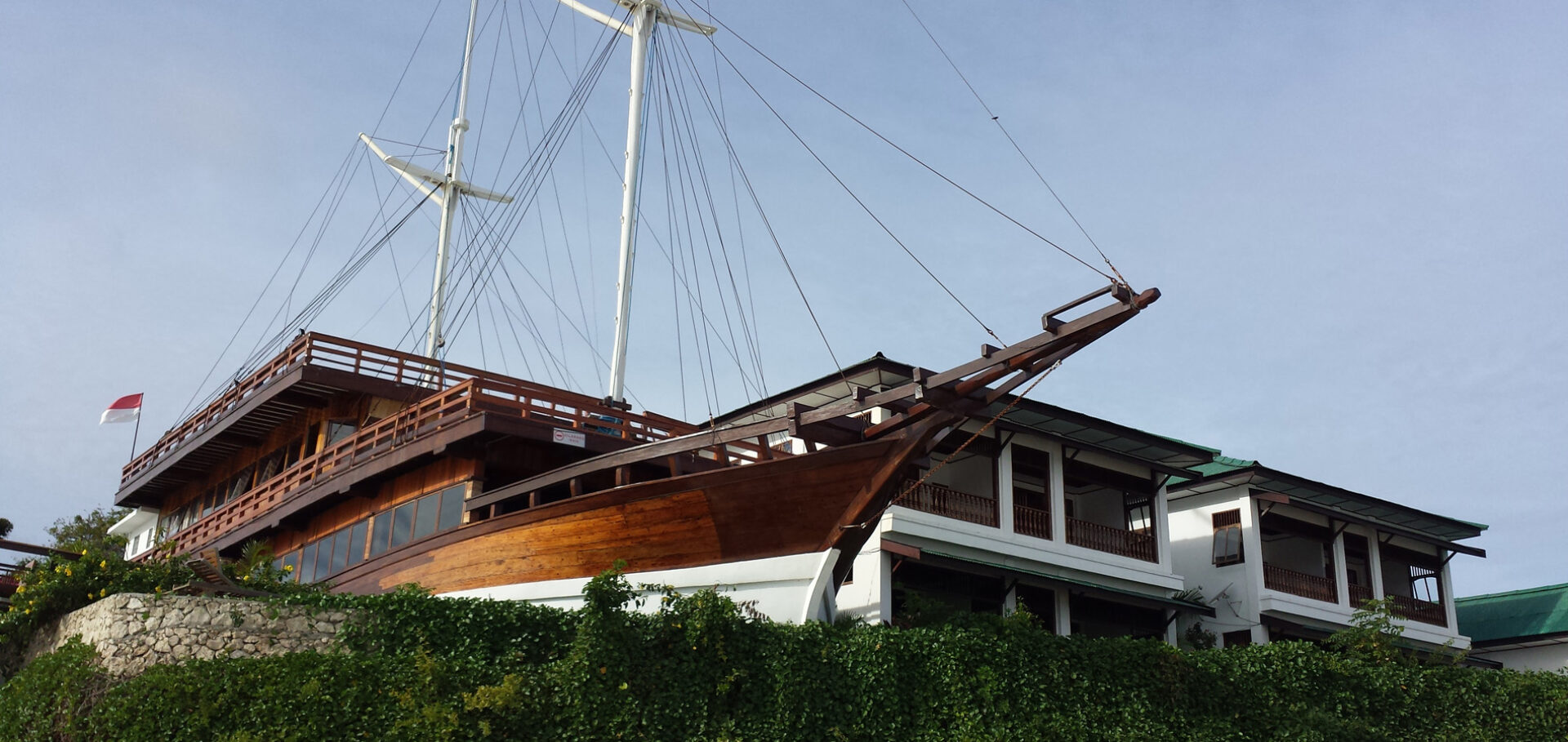 Hotel Sulawesi Bira Anda Beach hotel