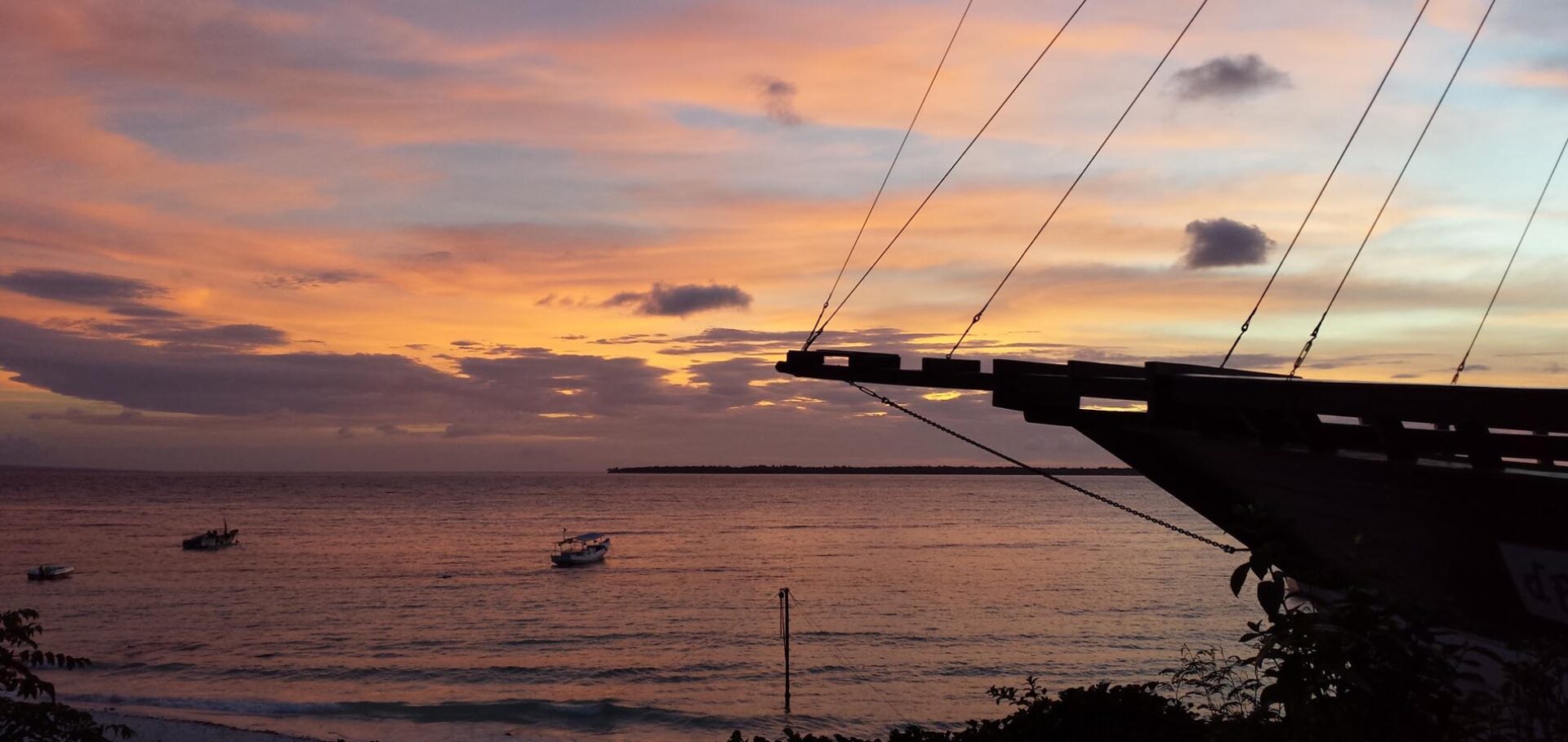 Hotel Sulawesi Bira Anda Beach hotel