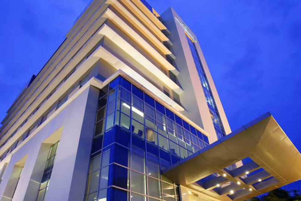 Hotel Sulawesi Makassar Hotel Santika Makassar