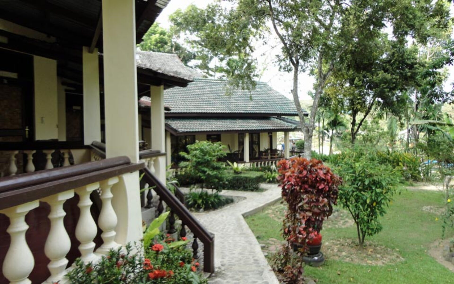 Hotel Sumatra Gunung Leuser Bukit Lawang Cottages Resort