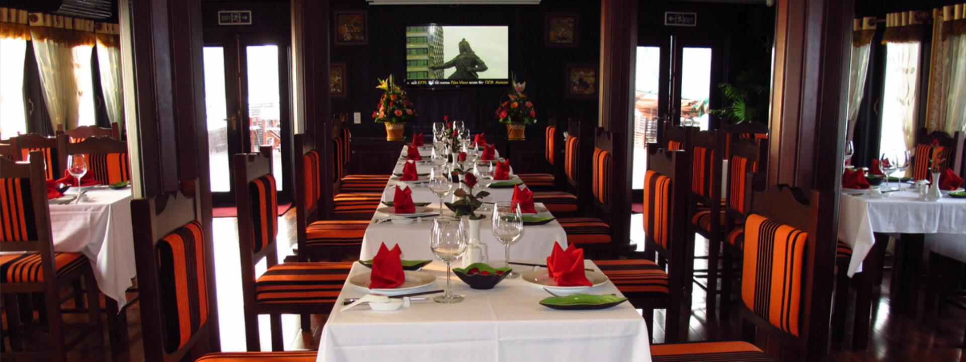 Hotel Cruise Vietnam Halong Bay Boottocht Rondreis Vakantie Treasure Junk