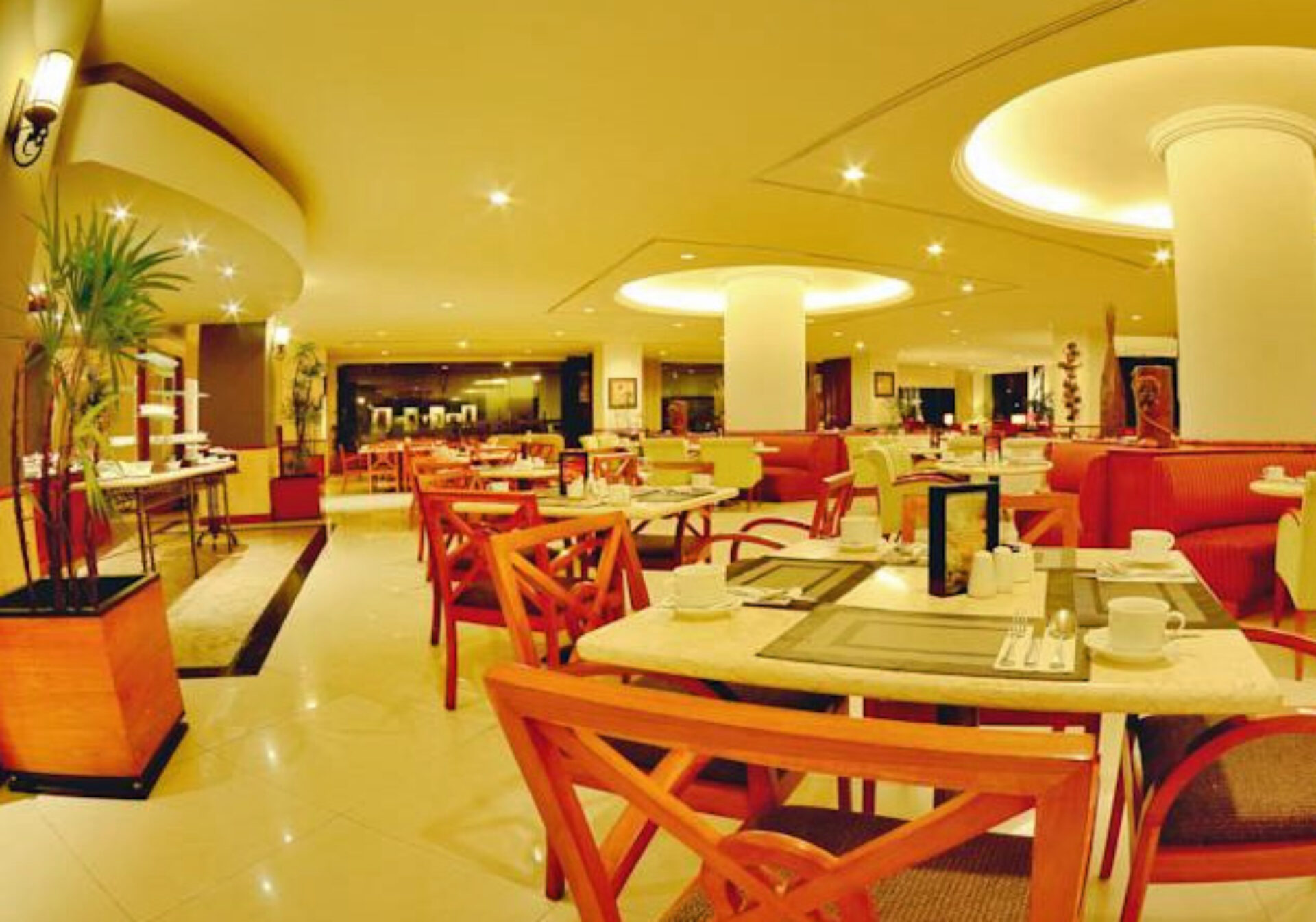 Hotel Indonesie Noord-Sulawesi Manado Rondreis Vakantie Aryaduta Hotel Manado