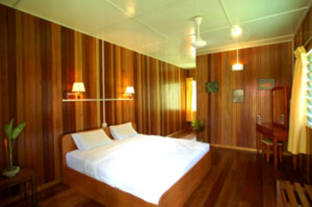 Hotel Maleisie Borneo Rondreis Vakantie Sandakan Abai Jungle Restaurant en Lodge