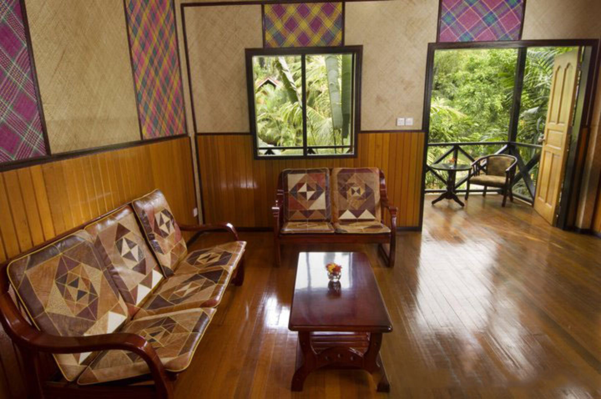 Hotel Maleisie Borneo Rondreis Vakantie Sandakan Sepilok Nature Resort