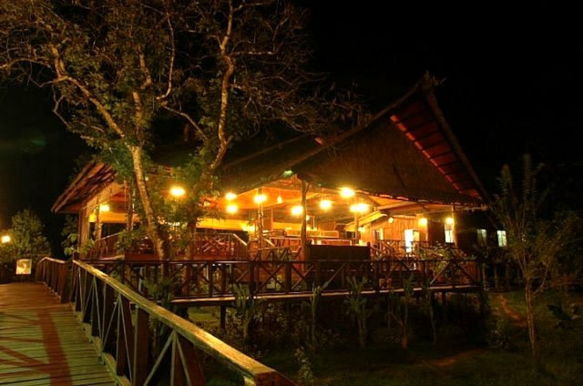 Hotel Maleisie Oost Rondreis Vakantie Borneo Sandakan Bilit Rainforest Lodge