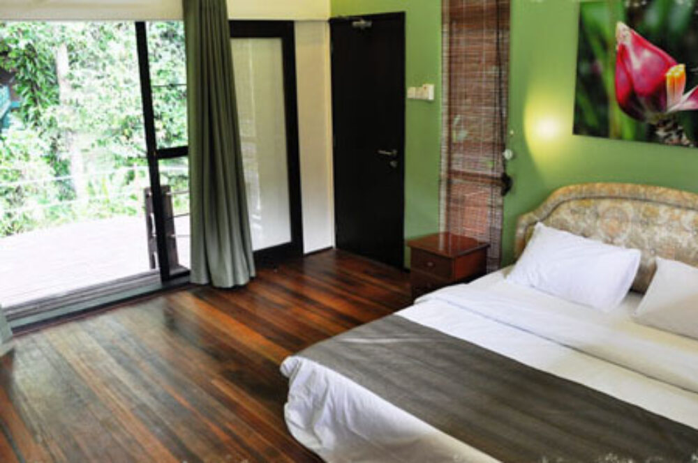 Hotel Maleisie Rondreis Vakantie Borneo Mulu National Park Headquarters HQ