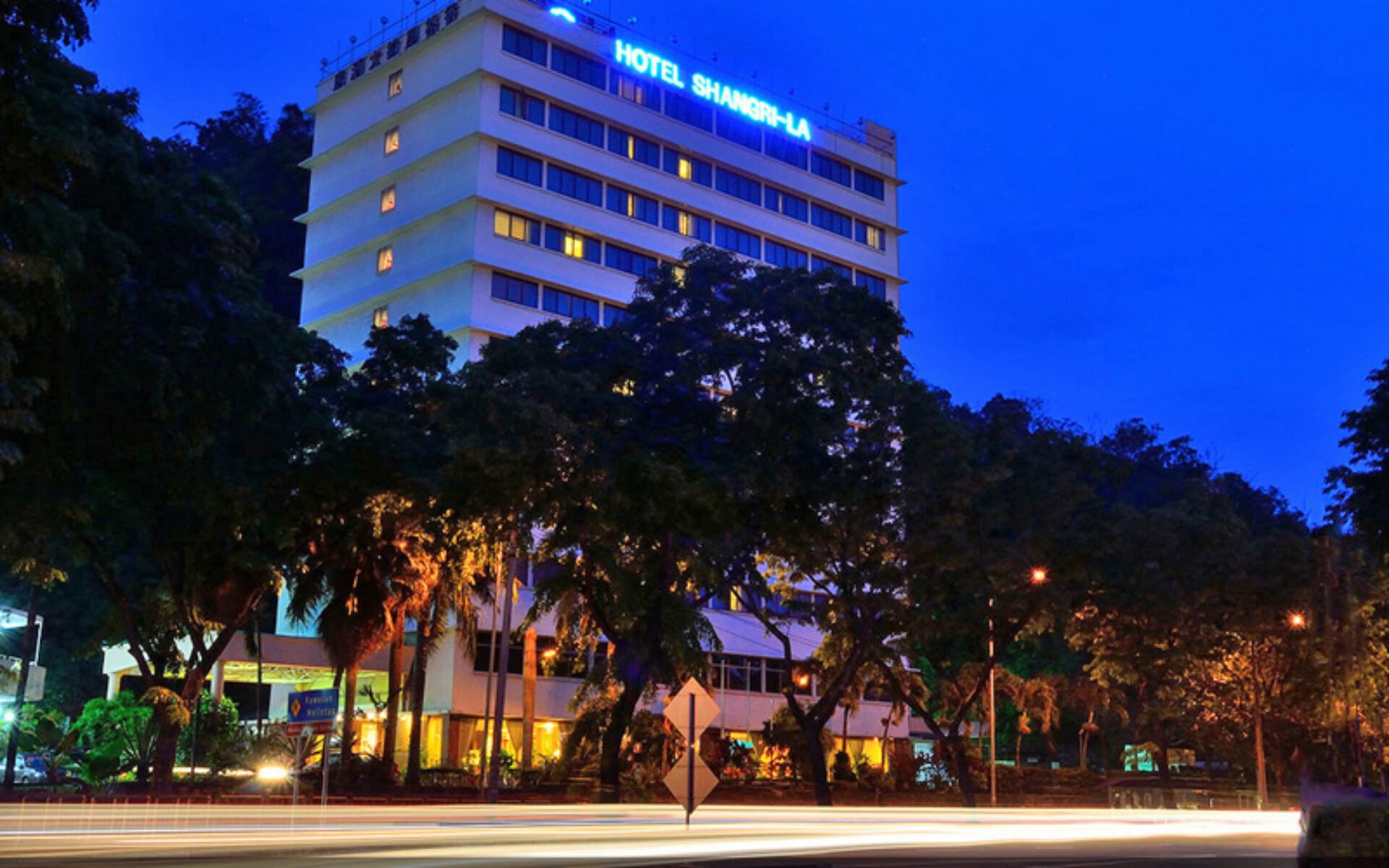 Hotel Malesie Borneo Rondreis Vakantie Sabah Kota Kinabalu Hotel Shangri-La KK