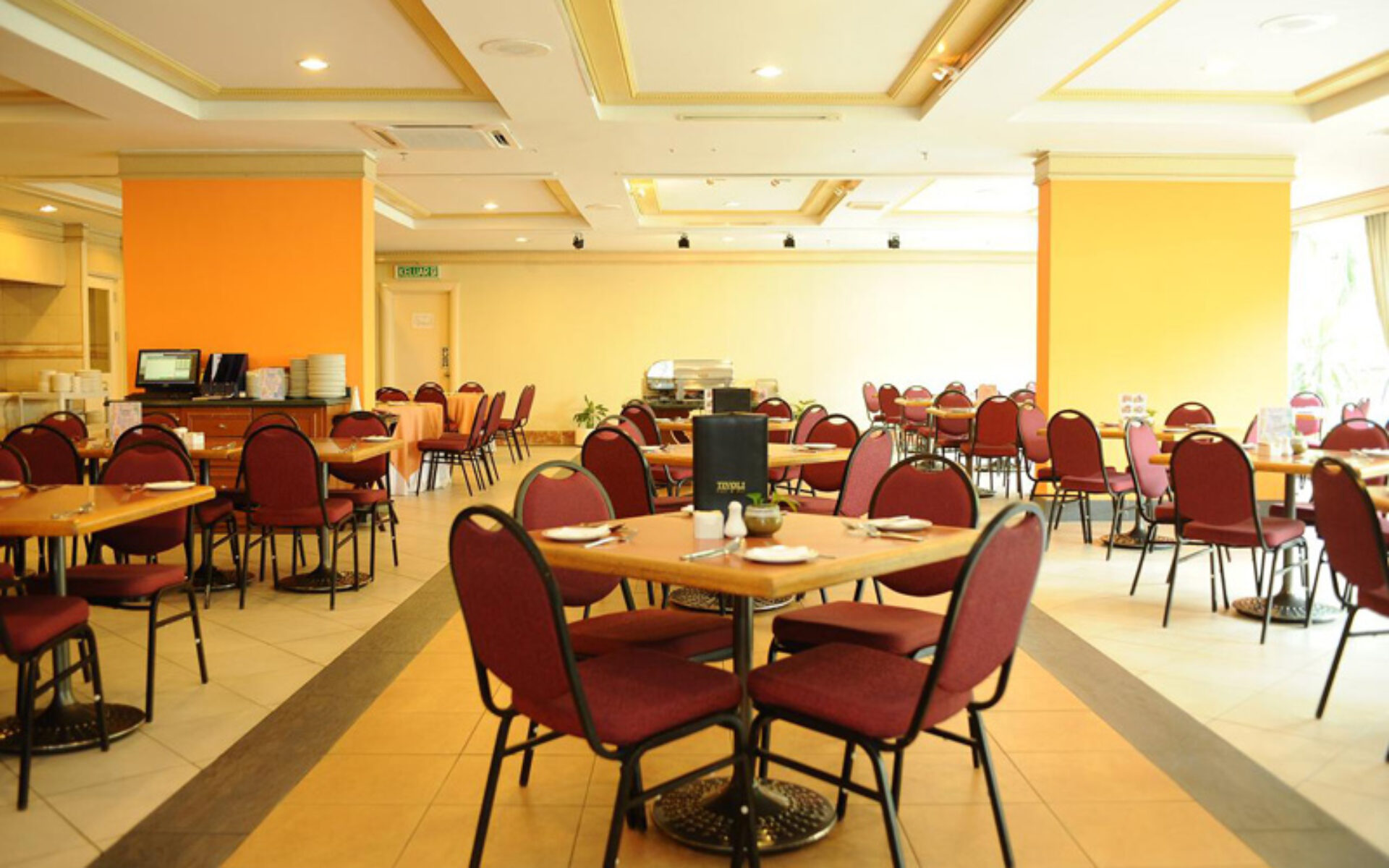 Hotel Malesie Borneo Rondreis Vakantie Sabah Kota Kinabalu Hotel Shangri-La KK