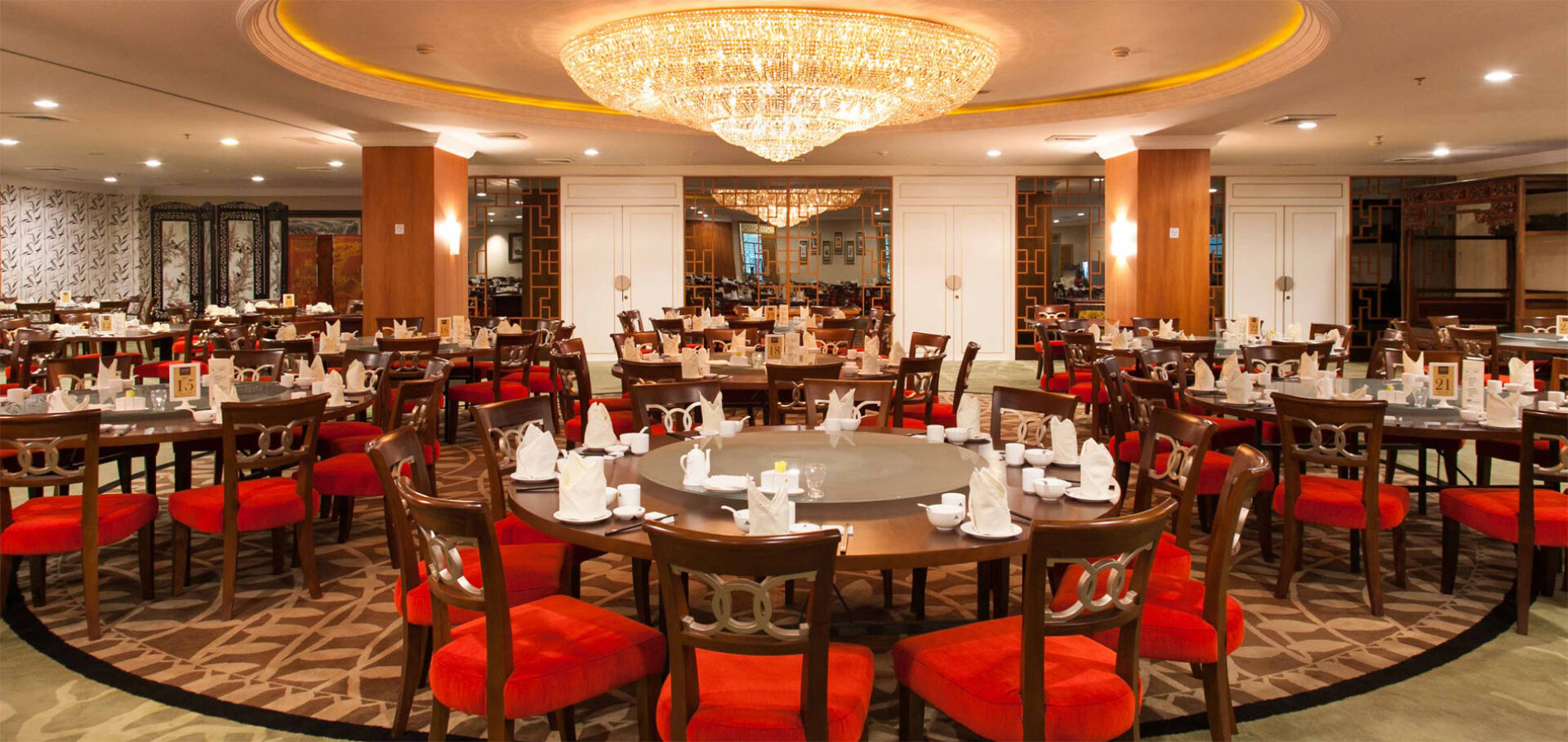 Hotel Original Asia Rondreis Sumatra Vakantie Medan Emerald Garden Hotel