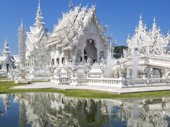 Home 1900x900 Istock Thailand Original Asia Noord Chiang Rai Wat Rong Khun-tempel cultuur