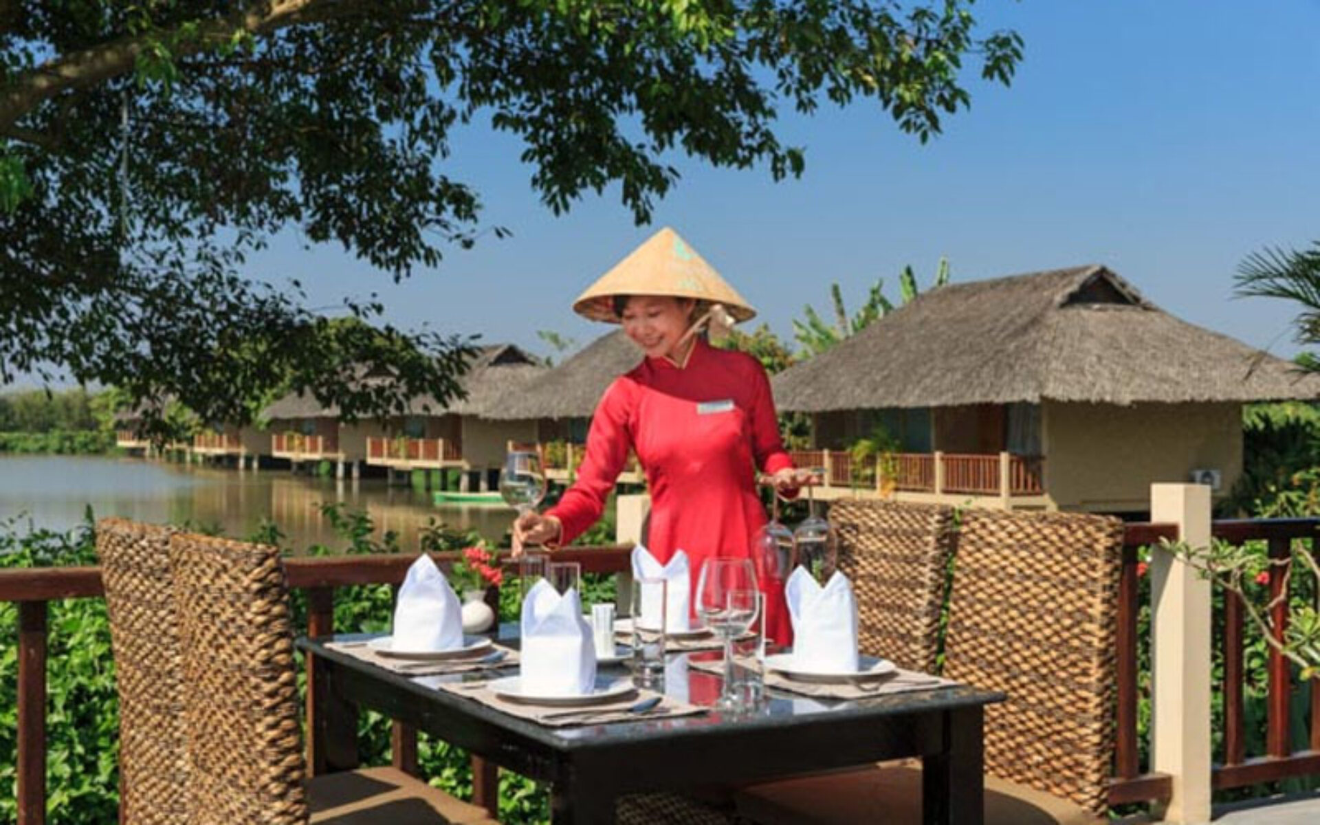 Mekong Riverside Resort Hotel Mekong delta Original Asia Rondreis Vietnam Vakantie bungalows