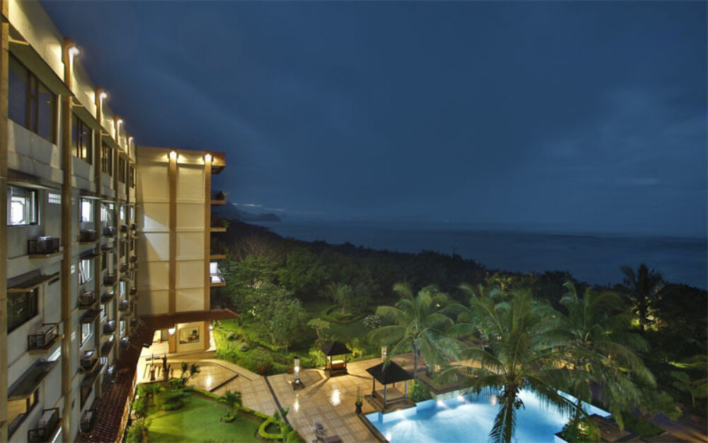 Hotel Jayakarta Suites Komodo Flores Resort Labuan Bajo Vakantie Rondreis Komodo Eilanden Original Asia