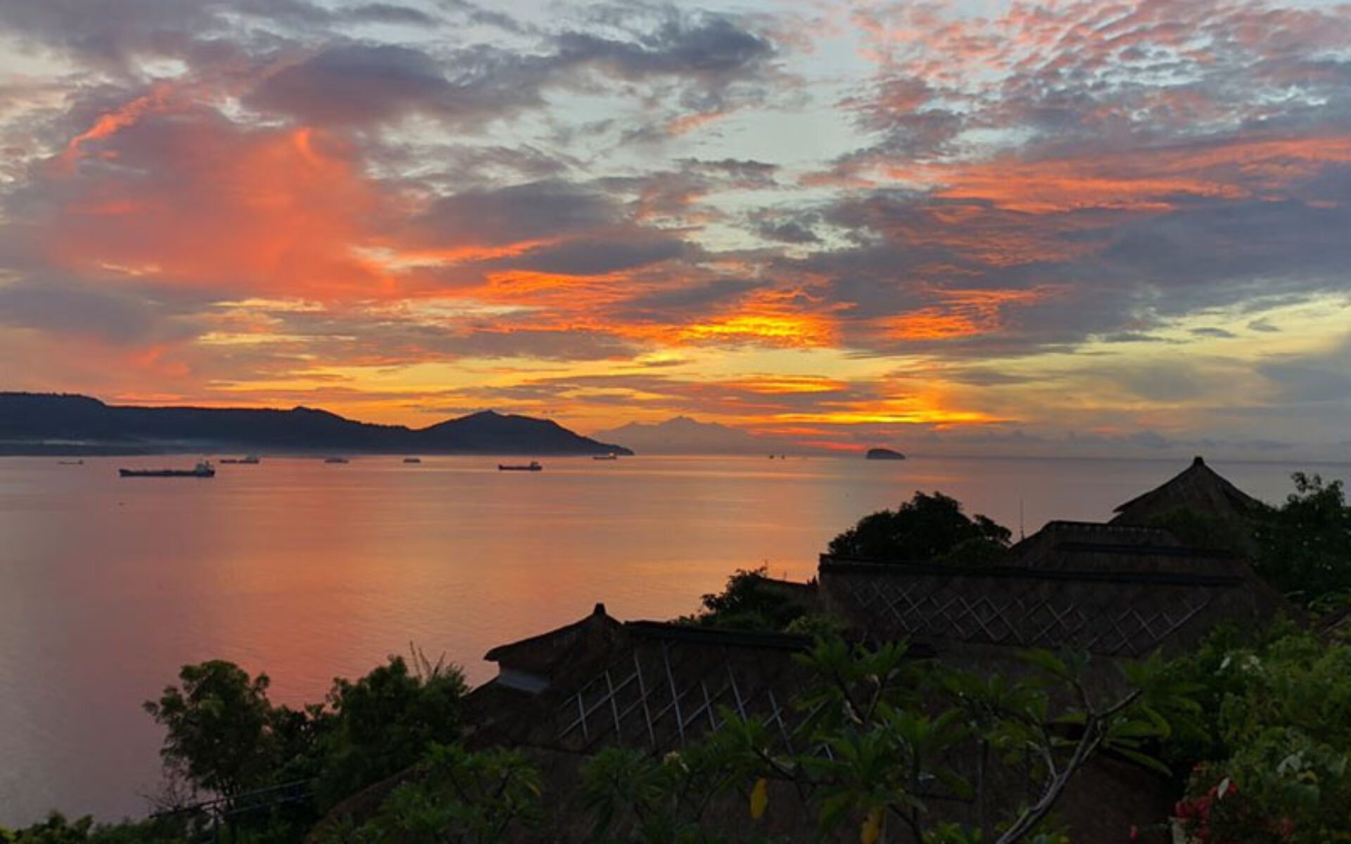 Bloo Lagoon Eco Village Resort Hotel Blue Lagoon Padangbai Rondreis Bali vakantie Original asia lagune