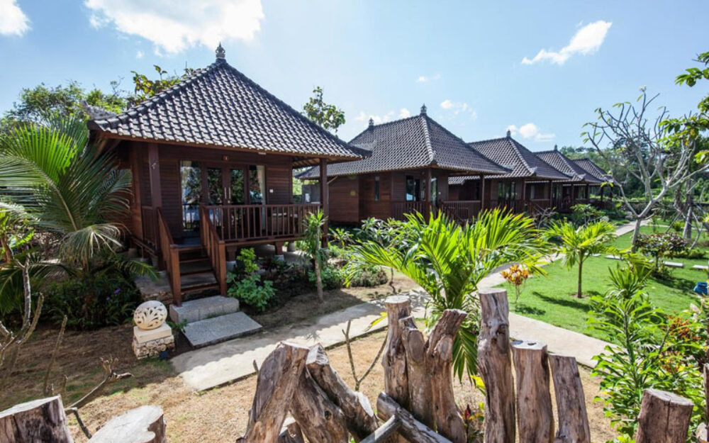 Cubang Huts Lembongan Hotel Nusa Lembongan Resort Rondreis Bali Vakantie Original Asia badkamer