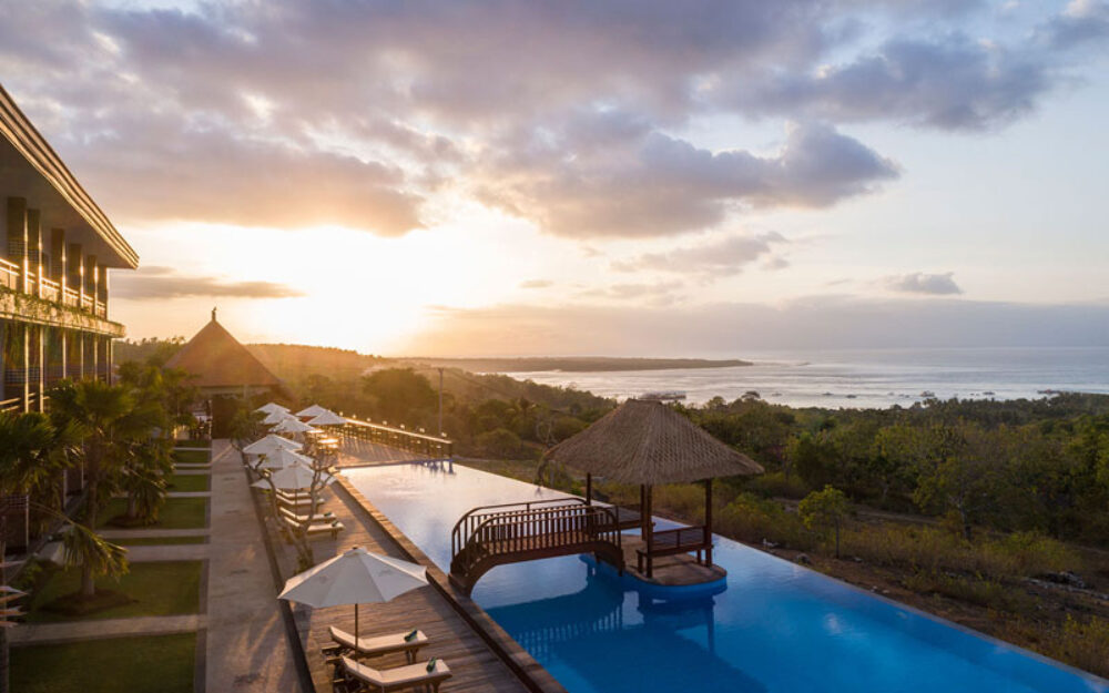 Semabu Hills Hotel Nusa Penida Rondreis Bali vakantie Original Asia