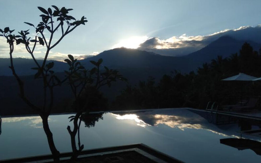 Atres Sari Resort Munduk Hotel Rondreis Bali Vakantie Original Asia