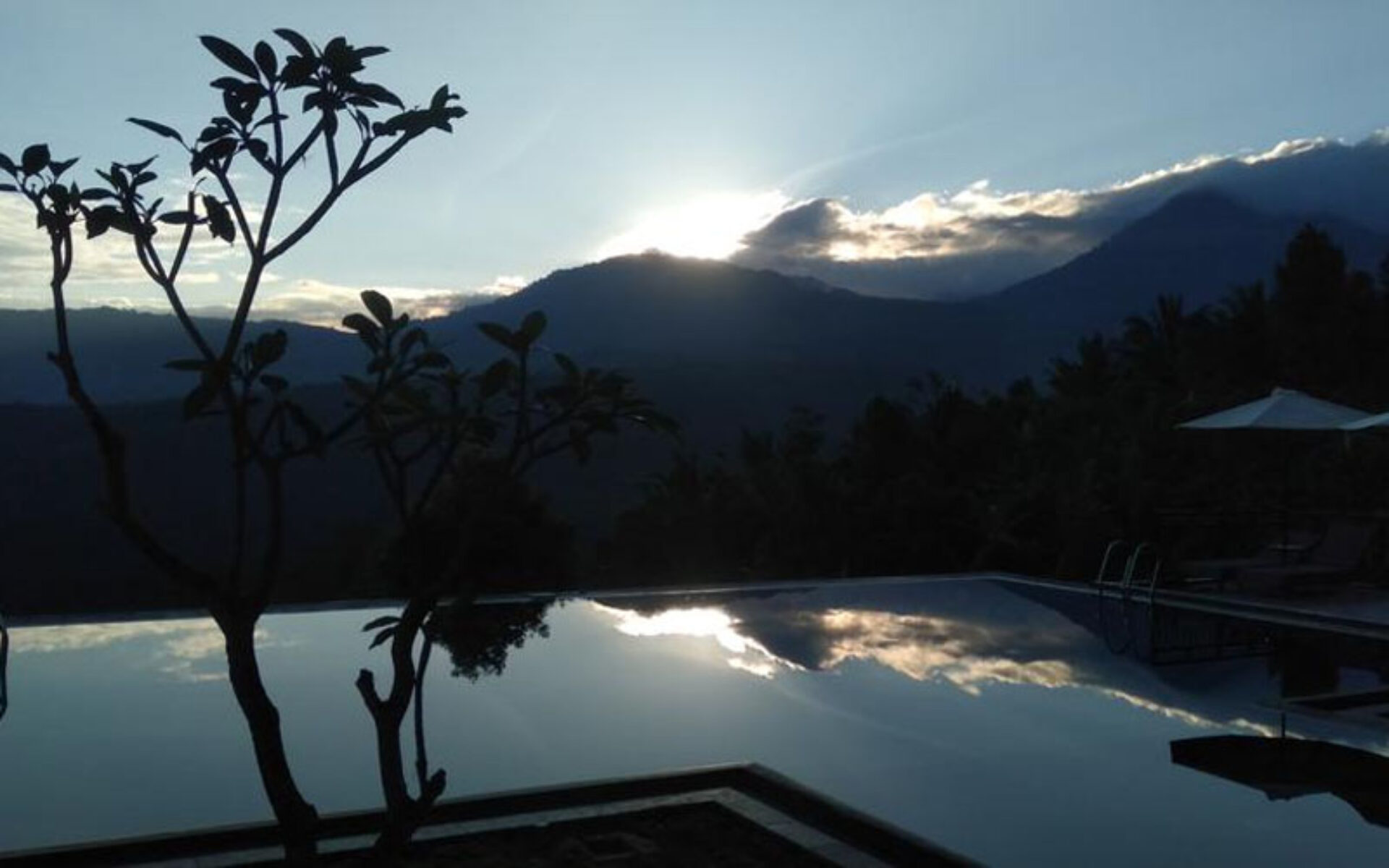 Atres Sari Resort Munduk Hotel Rondreis Bali Vakantie Original Asia