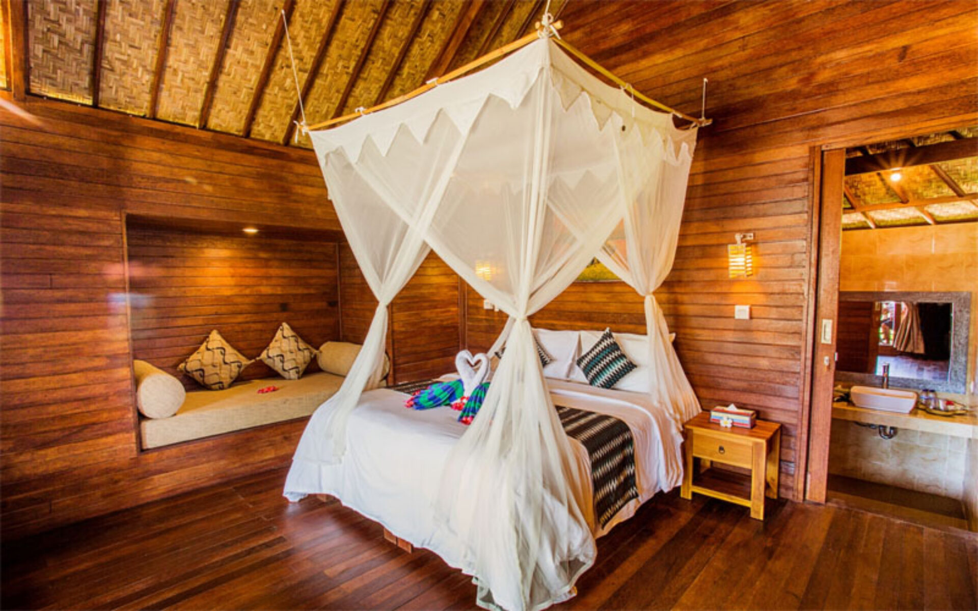 D'Coin Lembongan Cottage Hotel Nusa Lembongan Rondreis Bali Vakantie Original Asia sunrise