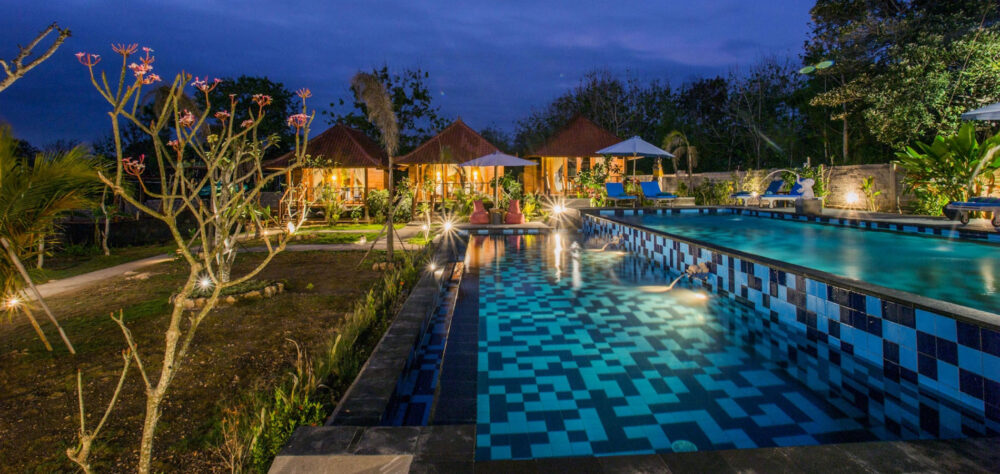 D'Coin Lembongan Cottage Hotel Nusa Lembongan Rondreis Bali Vakantie Original Asia sunrise