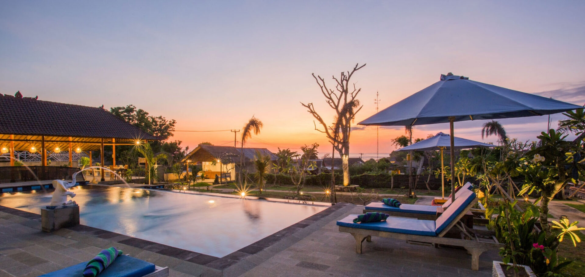 D'Coin Lembongan Cottage Hotel Nusa Lembongan Rondreis Bali Vakantie Original Asia sunrise