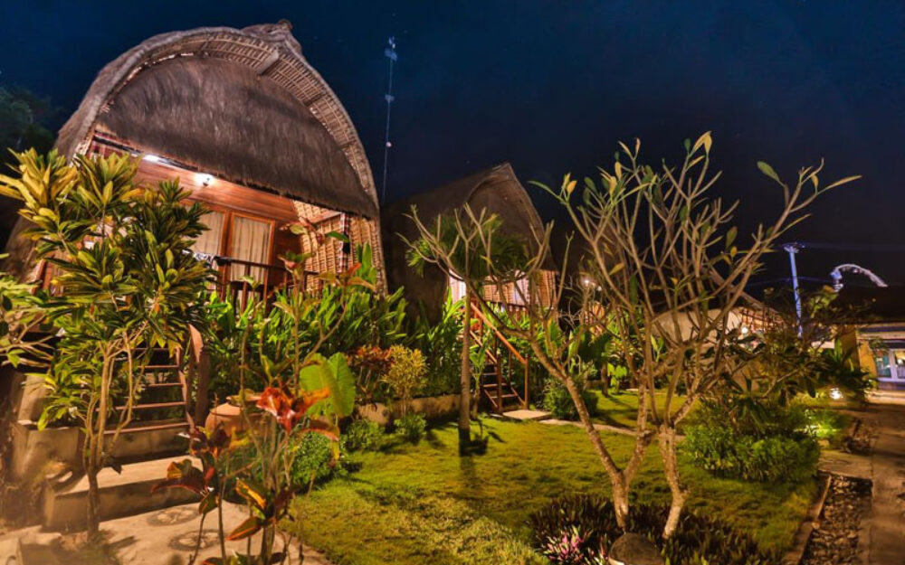 Sunset Coin Lembongan Cottages Hotel Nusa Lembongan Rondreis Bali Vakantie Original Asia zwembad