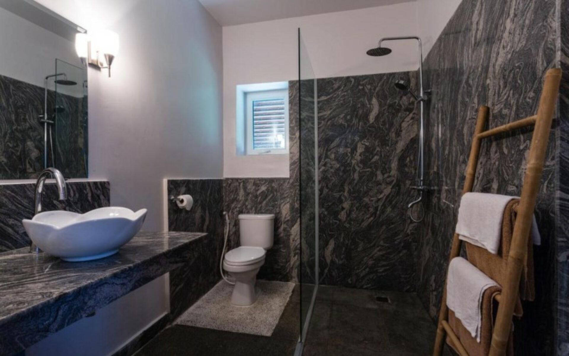 Au Cabaret Vert Hotel Battambang Resort Rondreis Cambodja Vakantie Original Asia