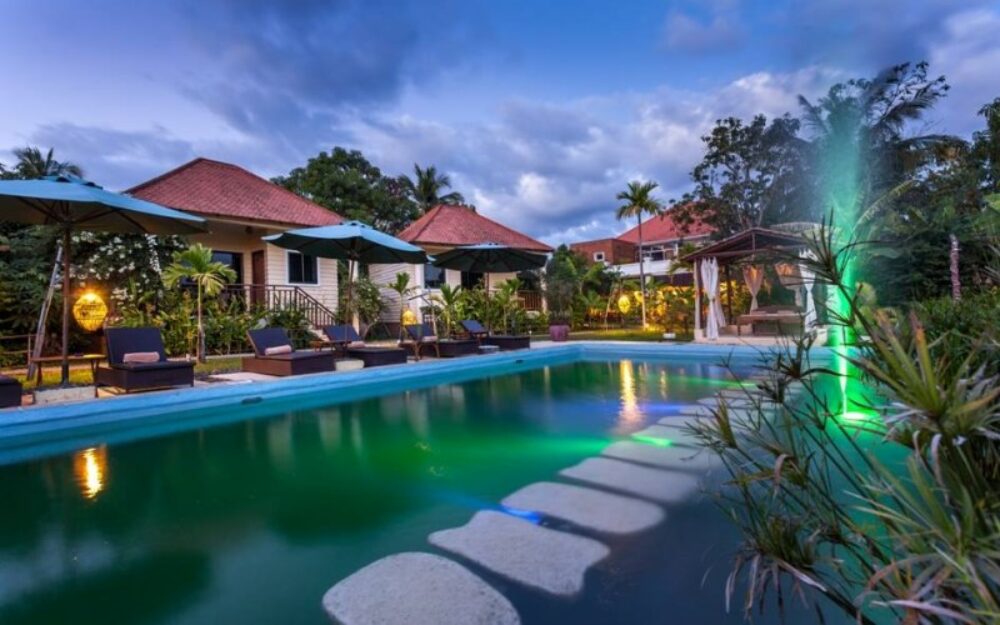 Au Cabaret Vert Hotel Battambang Resort Rondreis Cambodja Vakantie Original Asia