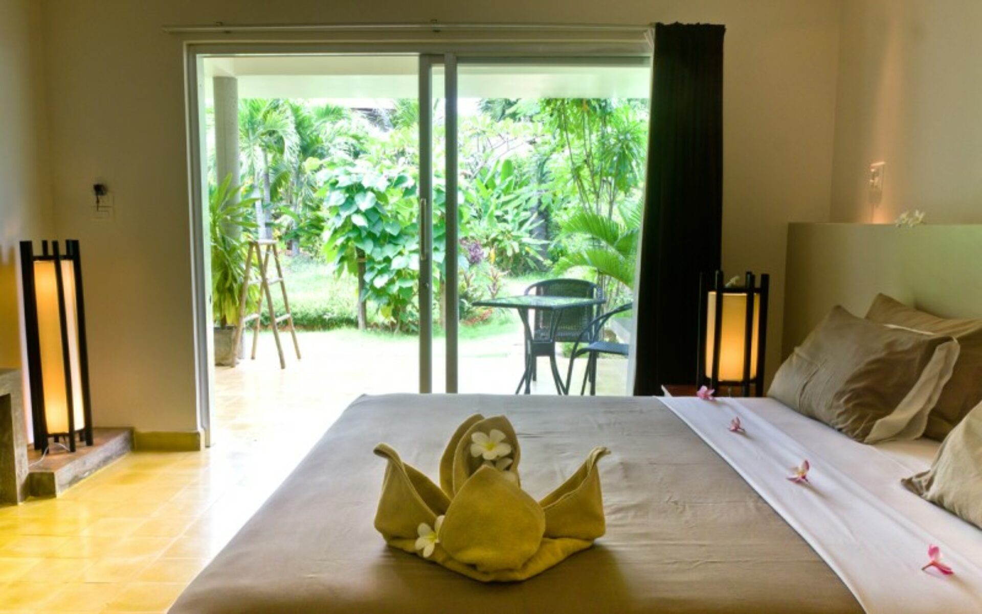 Battambang Resort Hotel Luxe Rondreis Cambodja Vakantie Original Asia