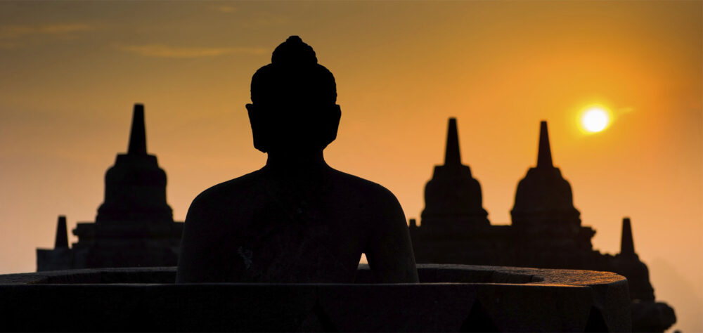 Home 1900x900 Indonesie Istock Java Oost Bromo sunrise zonsopkomst ondergang sunset mooi rood