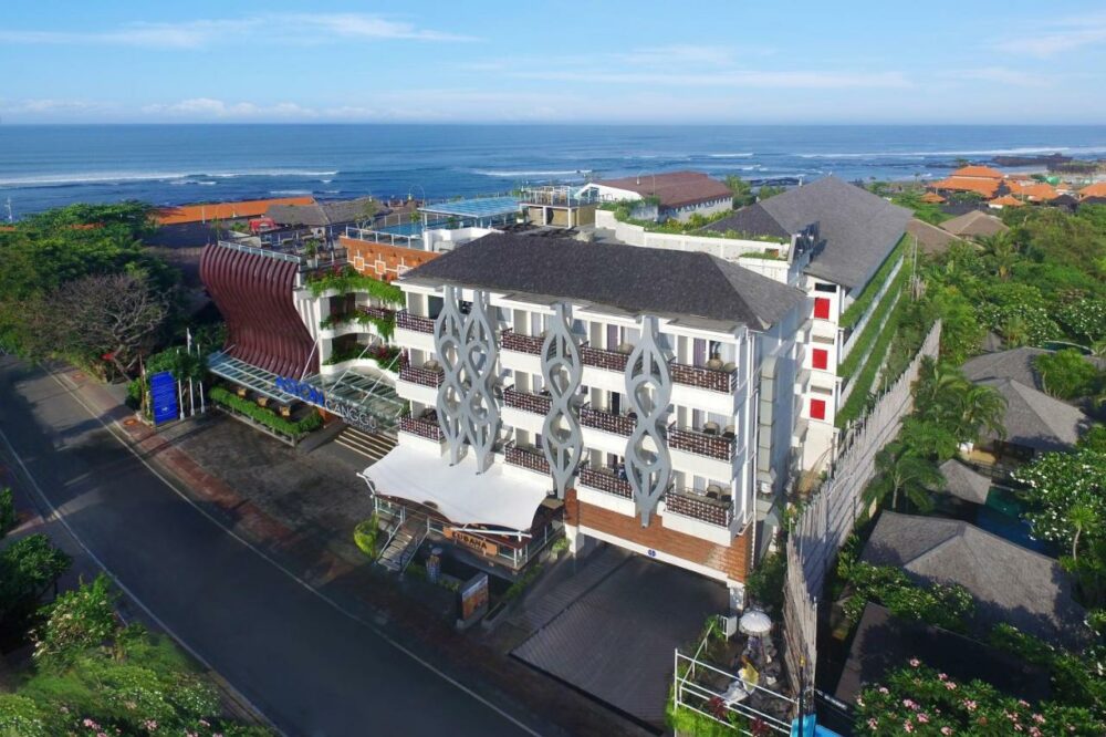 Aston Canggu Beach Resort Original Asia Indonesie Rondreis Bali Vakantie bar