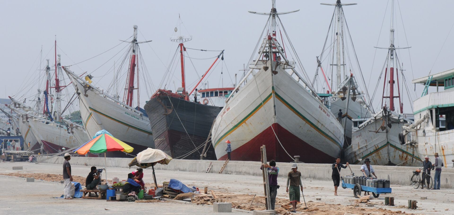 Home 1900x900 Indonesie Java Jakarta Sunda Kelapa lokale bevolking