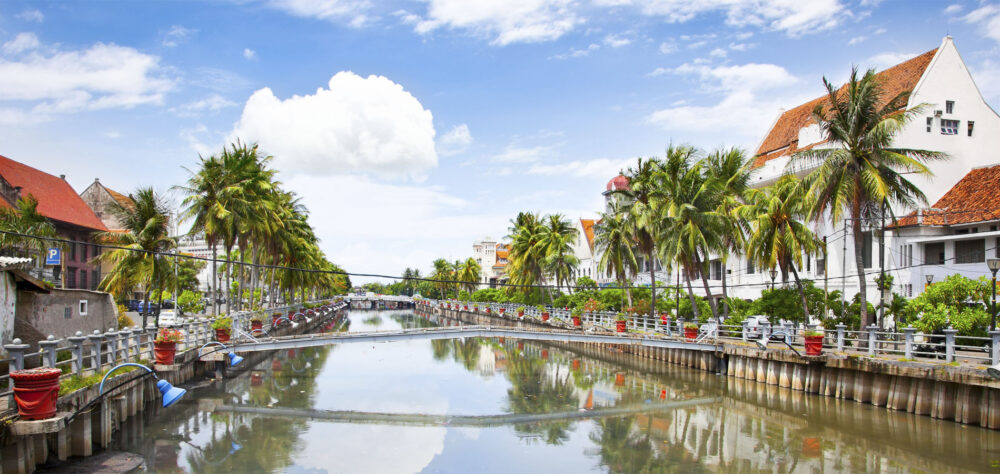 Home 1900x900 Indonesie Istock Java Oost Bromo sunrise zonsopkomst ondergang sunset mooi rood