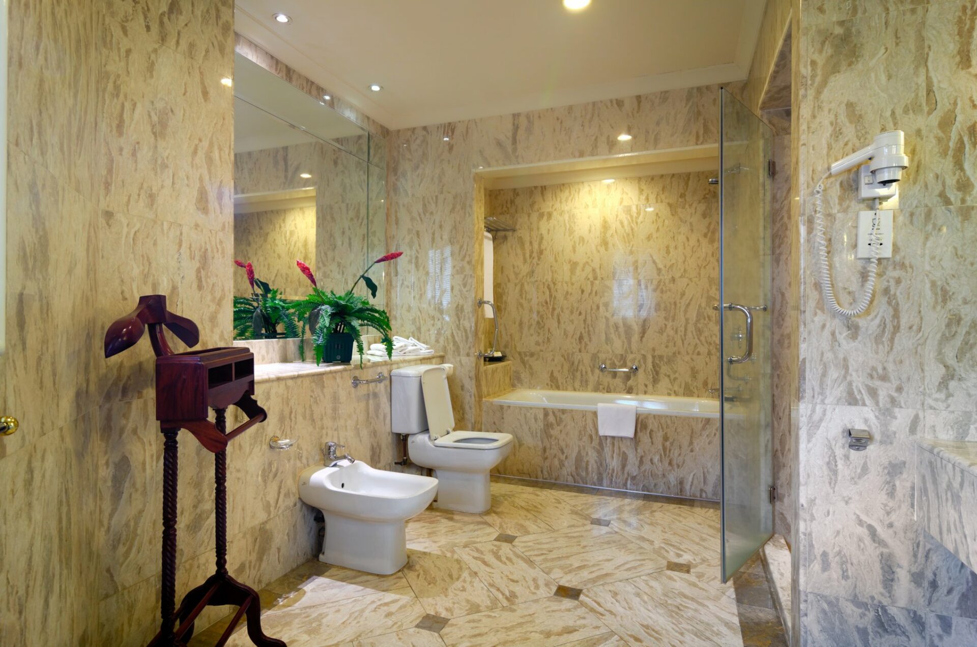 Jesselton Hotel Kota Kinabalu Rondreis Malaysia Vakantie Original Asia