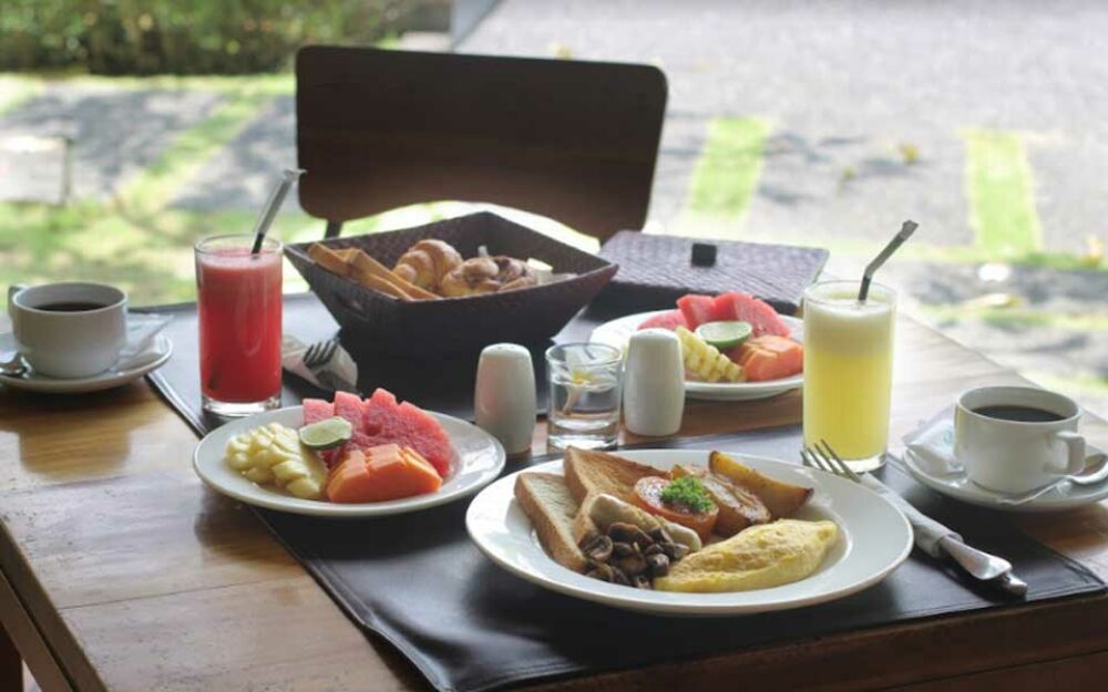 Kubu Cempaka Hotel Original Asia Indonesie Rondreis Bali vakantie Kuta Seminyak avvond