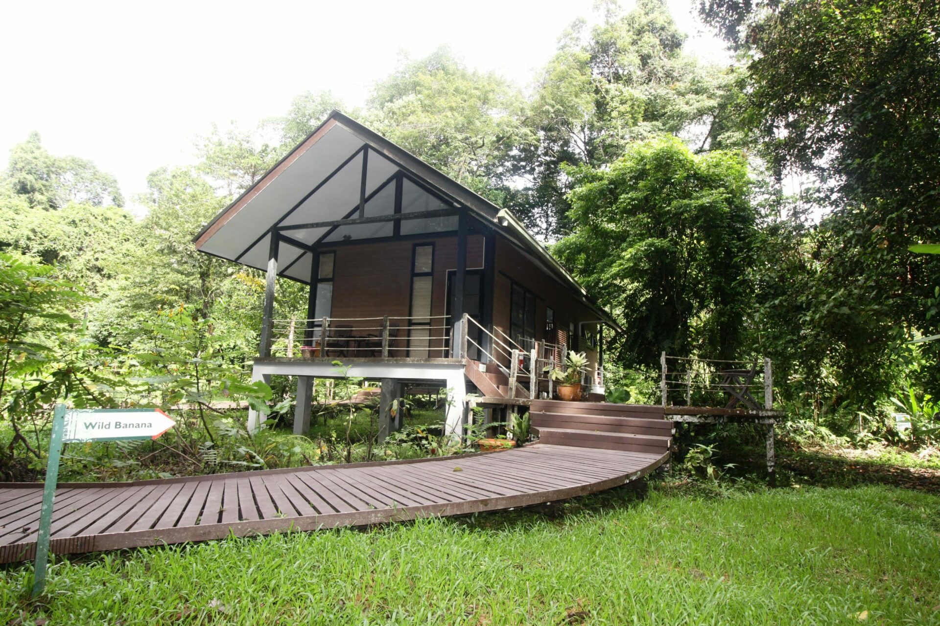 Mulu National Park Headquarters Sarawak Rondreis Malaysia Vakantie Original Asia