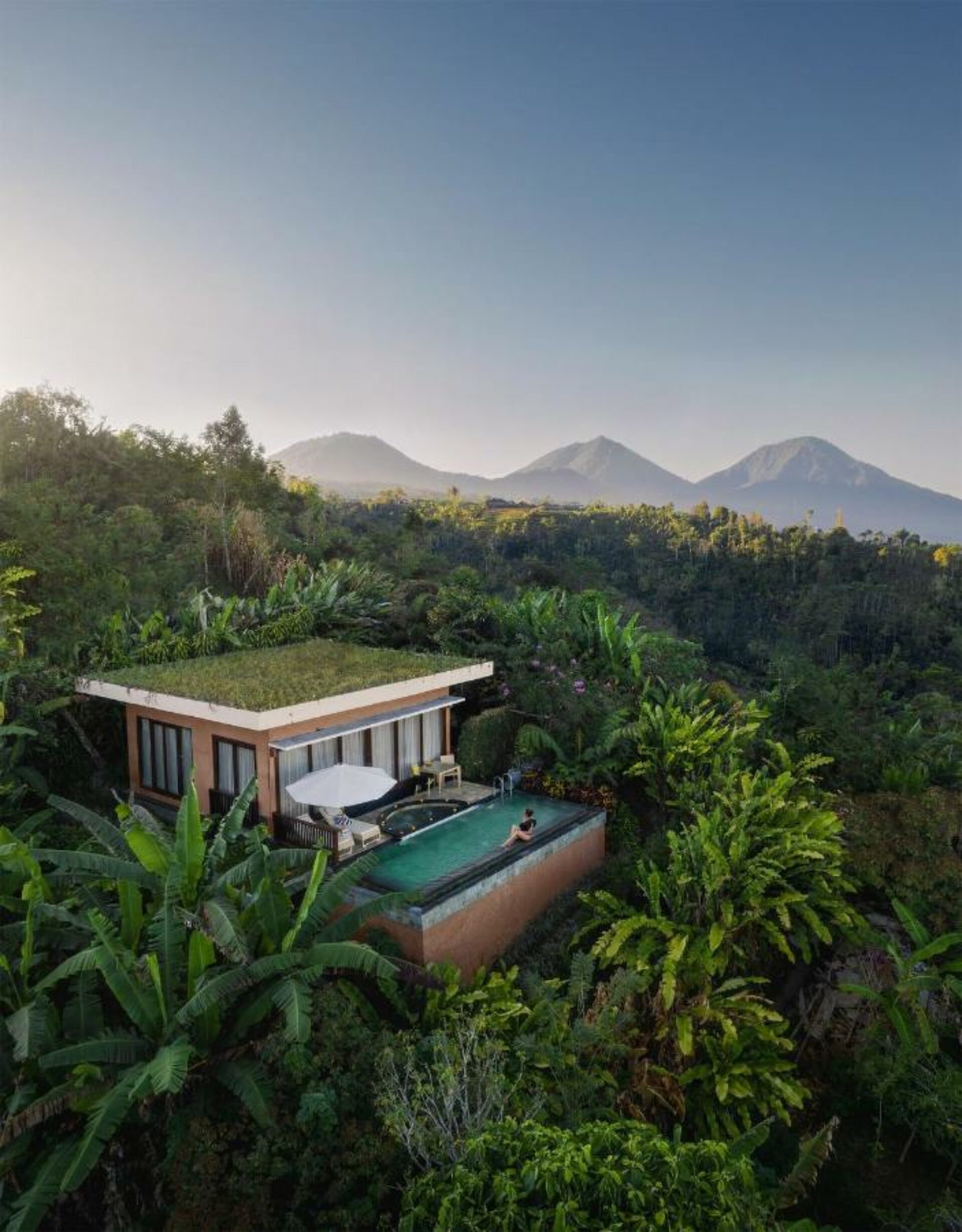 Munduk Moding Plantation Hotel Resort Original Asia Rondreis Bali Vakantie Indonesie waterval