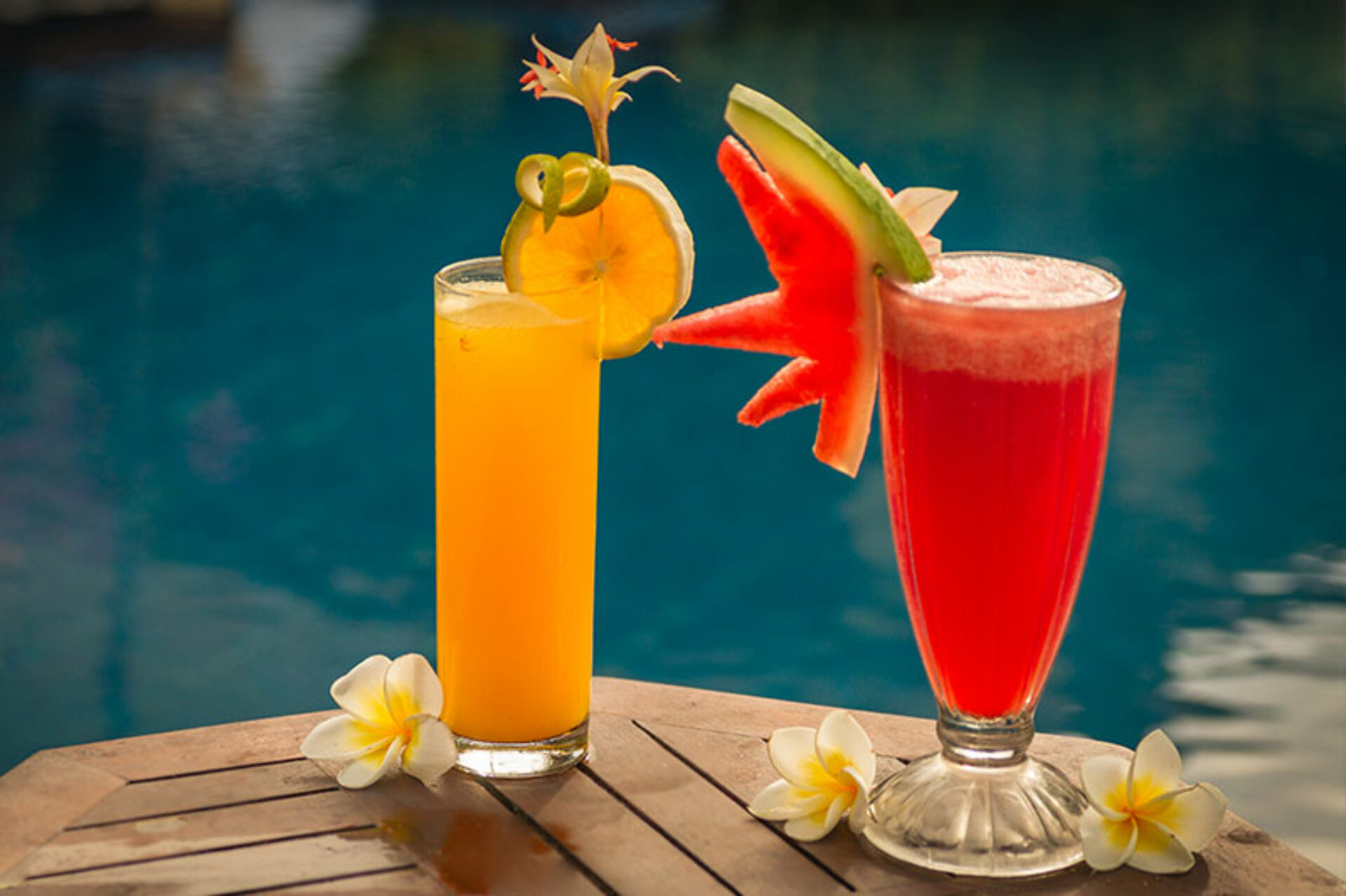 Santai Bali Hotel Original Asia Amed Vakantie Bali Rondreis zwembadavond