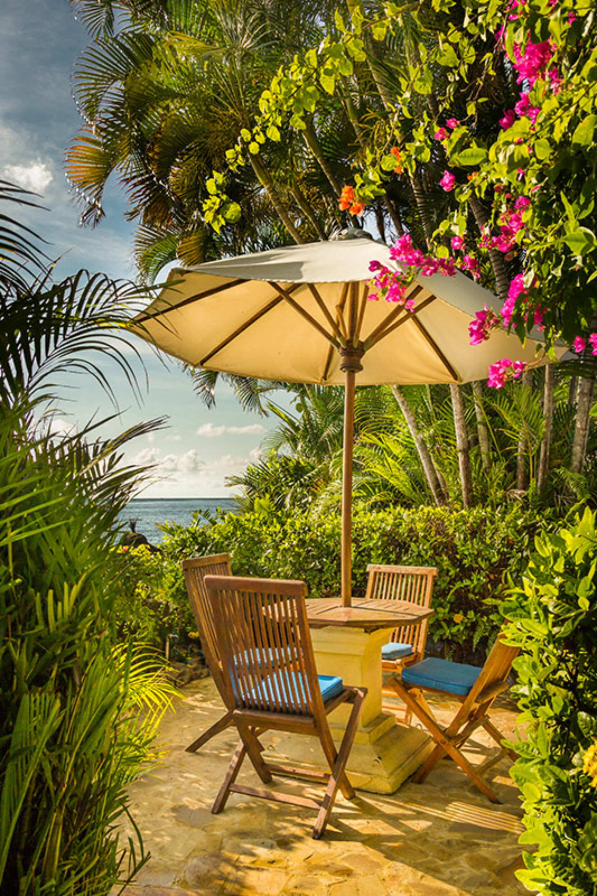 Santai Bali Hotel Original Asia Amed Vakantie Bali Rondreis zwembadavond