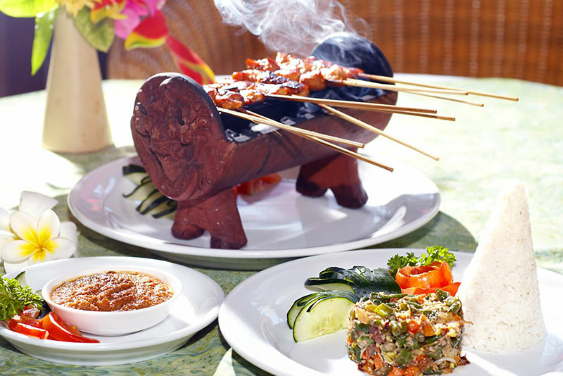 Santai Bali Hotel Original Asia Amed Vakantie Bali Rondreis zwembadavond