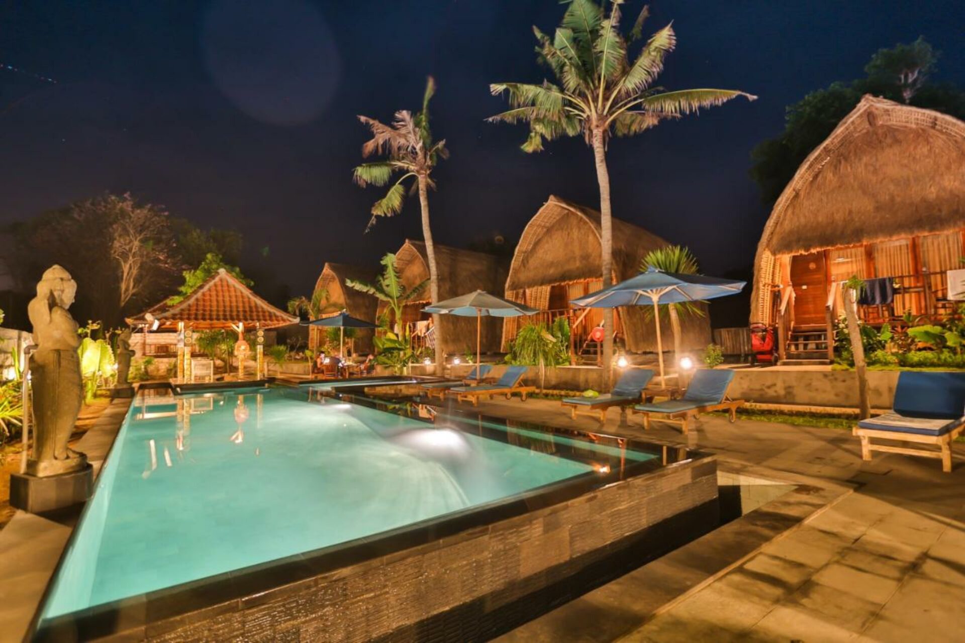 Sunset Coin Lembongan Resort Hotel Nusa Lembongan Original Asia Rondreis Bali vakantie Indonesie