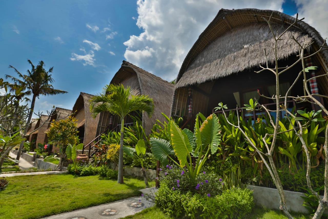Sunset Coin Lembongan Resort Hotel Nusa Lembongan Original Asia Rondreis Bali vakantie Indonesie