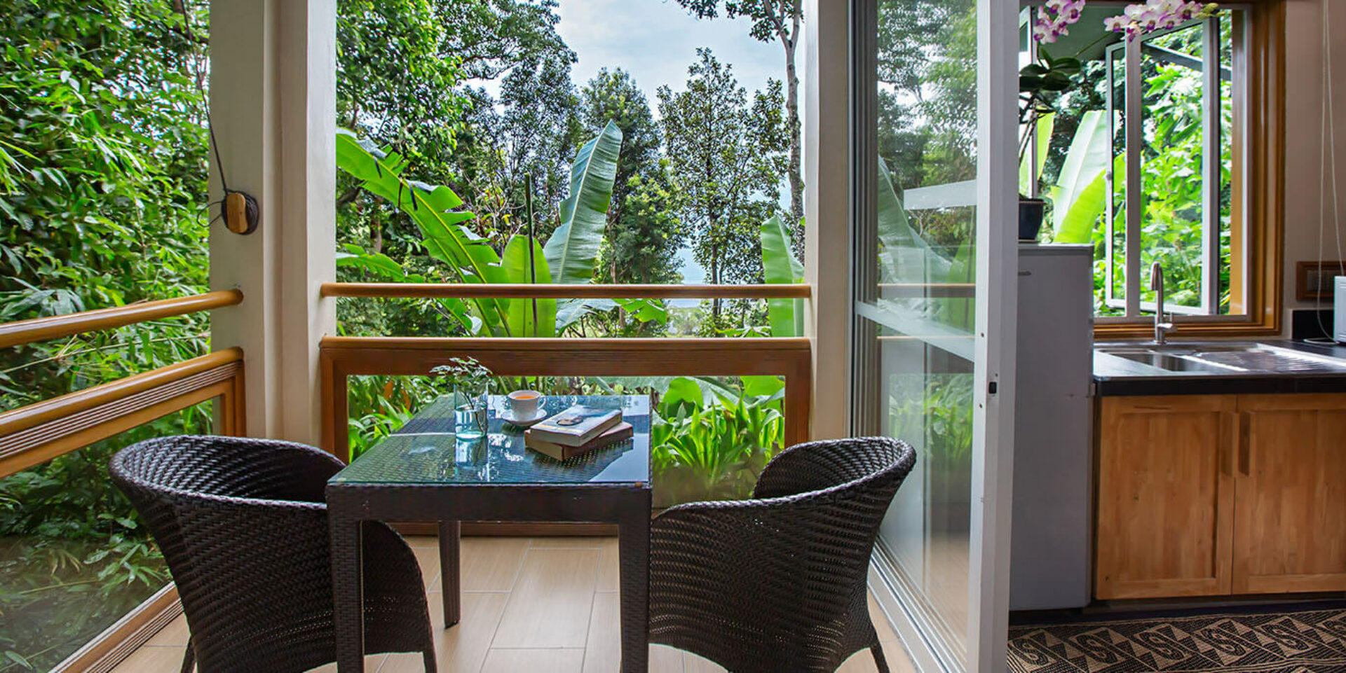 Ambong Ambong Rainforest Retreat Kuching Rondreis Malaysia Vakantie Original Asia