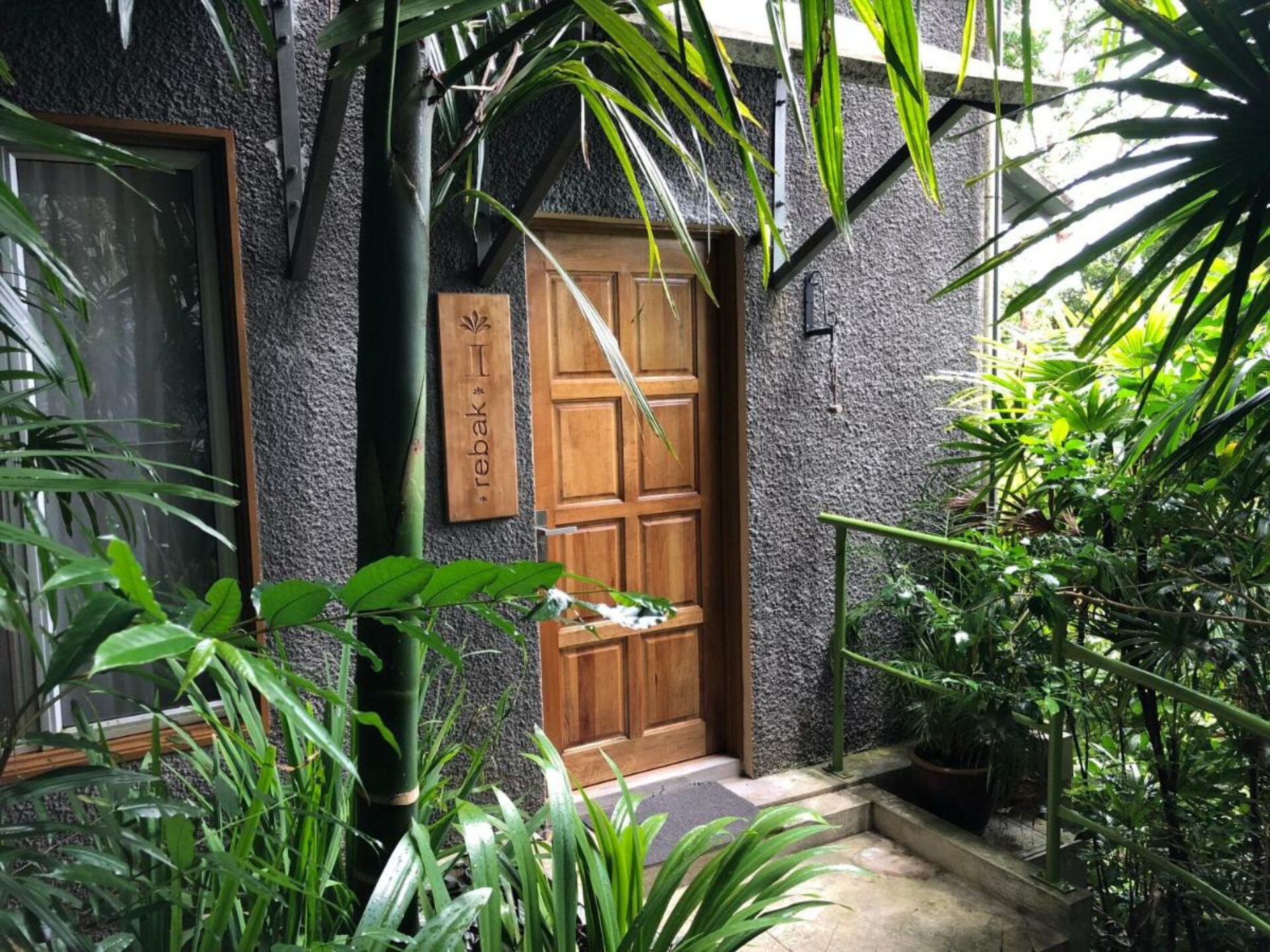 Ambong Ambong Rainforest Retreat Kuching Rondreis Malaysia Vakantie Original Asia