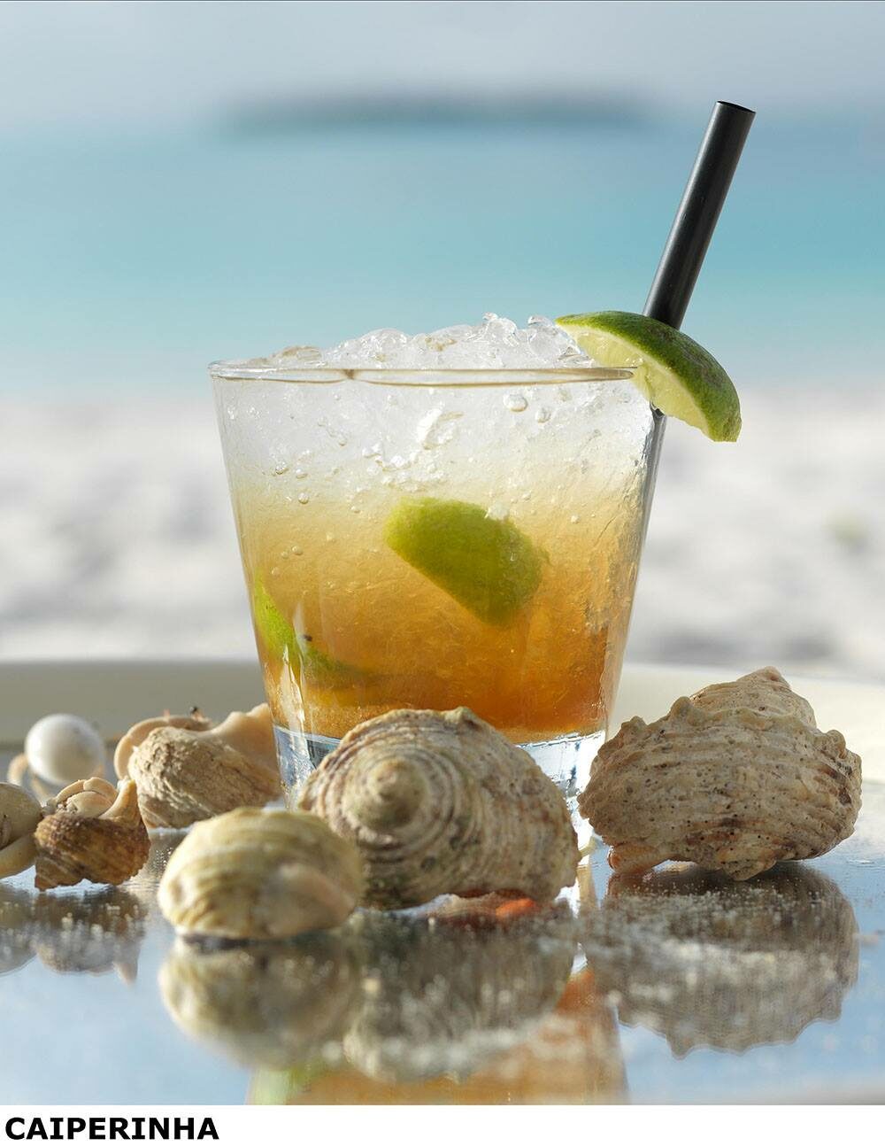 Holiday Inn Resort Kandooma malediven original asia rondreis sri lanka malediven vakantie cocktail