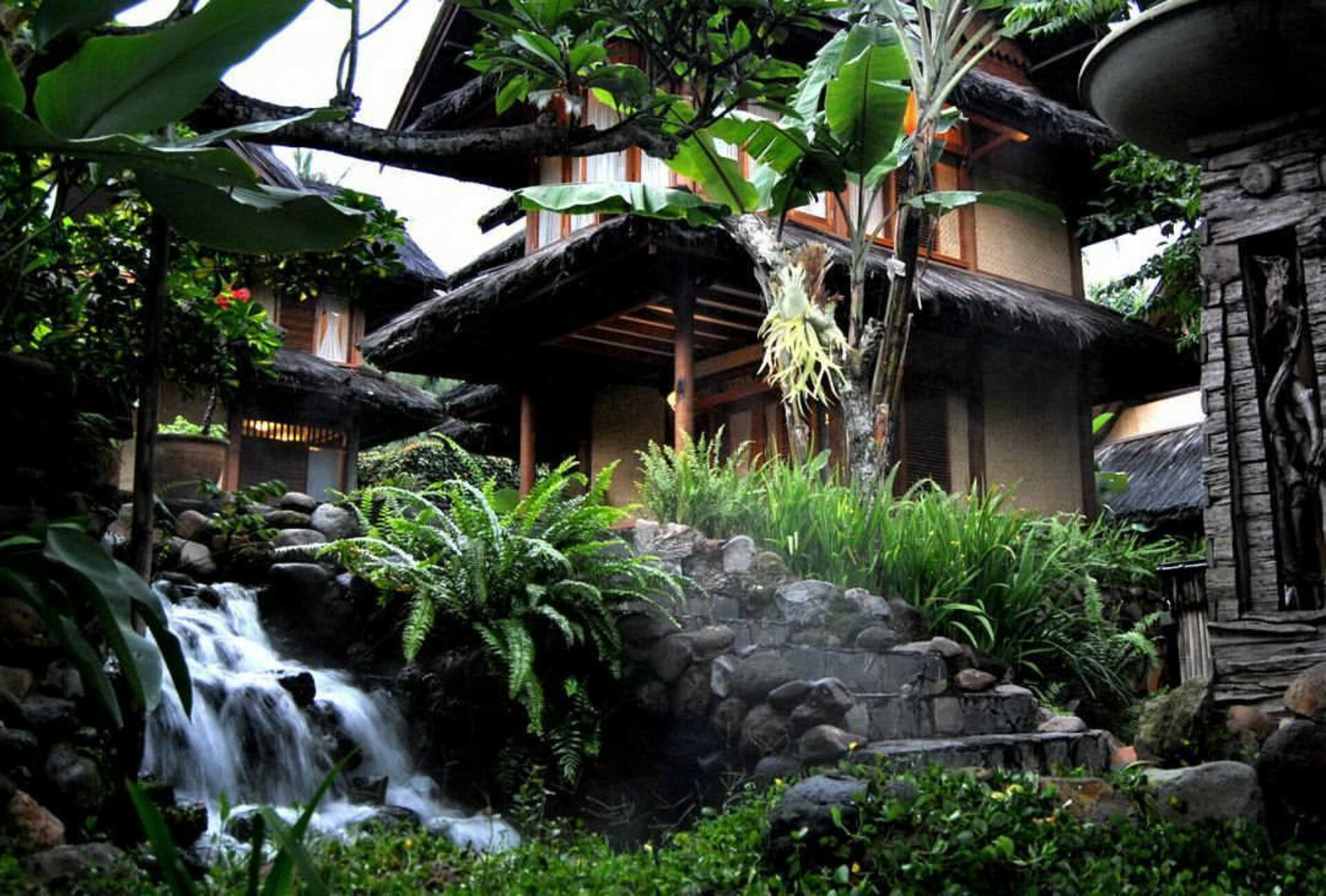 Kampung Sumber Alam Garut Rondreis Indonesia Vakantie Original Asia