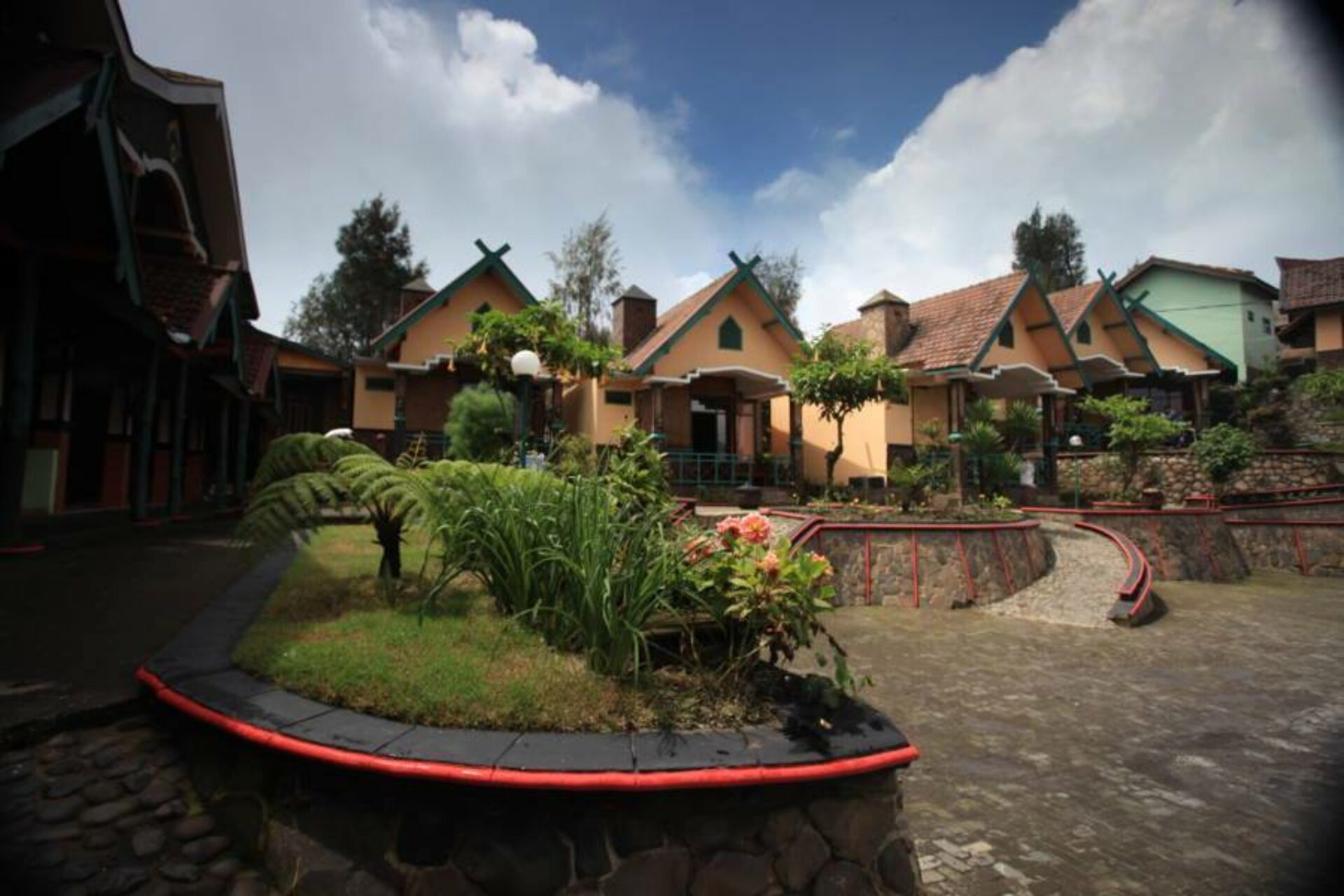Lava View Lodge Hotel Bromo Rondreis Indonesia Vakantie Original Asia