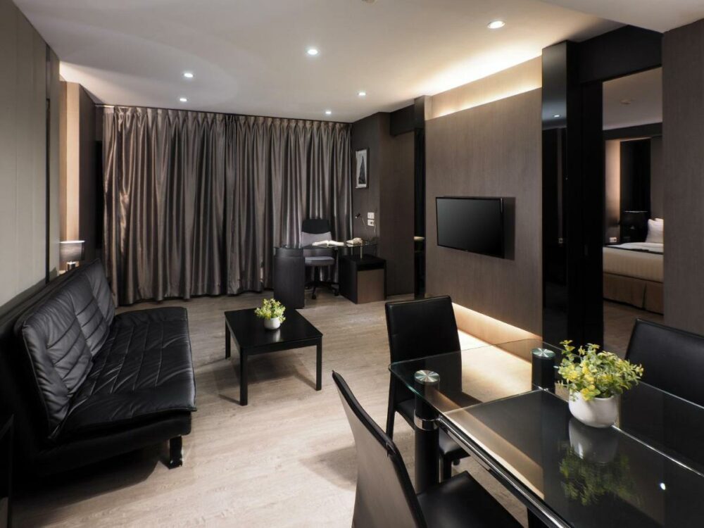 Le Polonia Hotel Medan Rondreis Indonesia Vakantie Original Asia